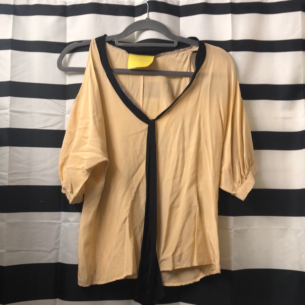 Aaron Ashe cold shoulder nude and black blouse S